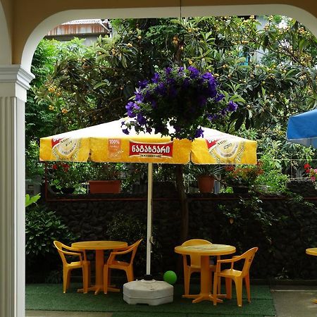 Gulnasi's Guesthouse Batumi Eksteriør billede