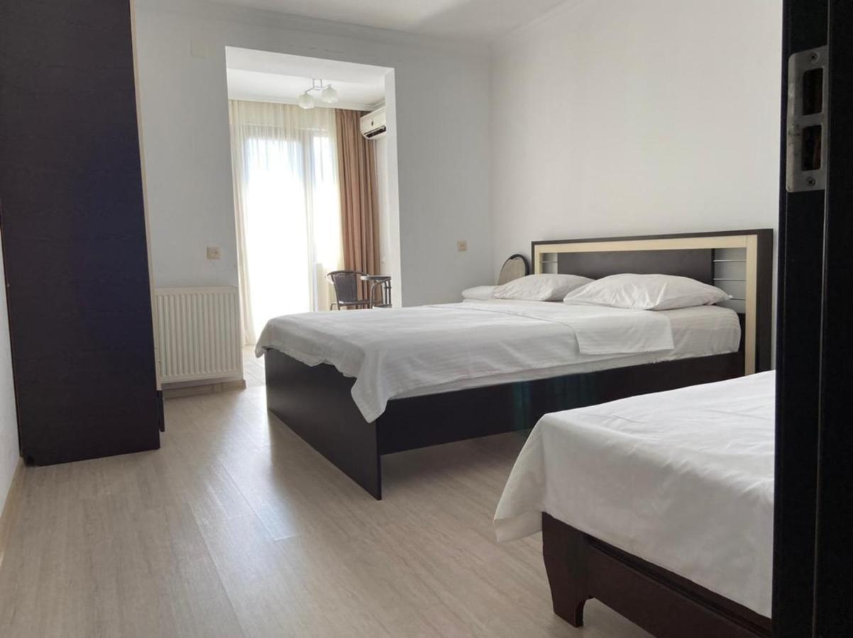 Gulnasi's Guesthouse Batumi Eksteriør billede