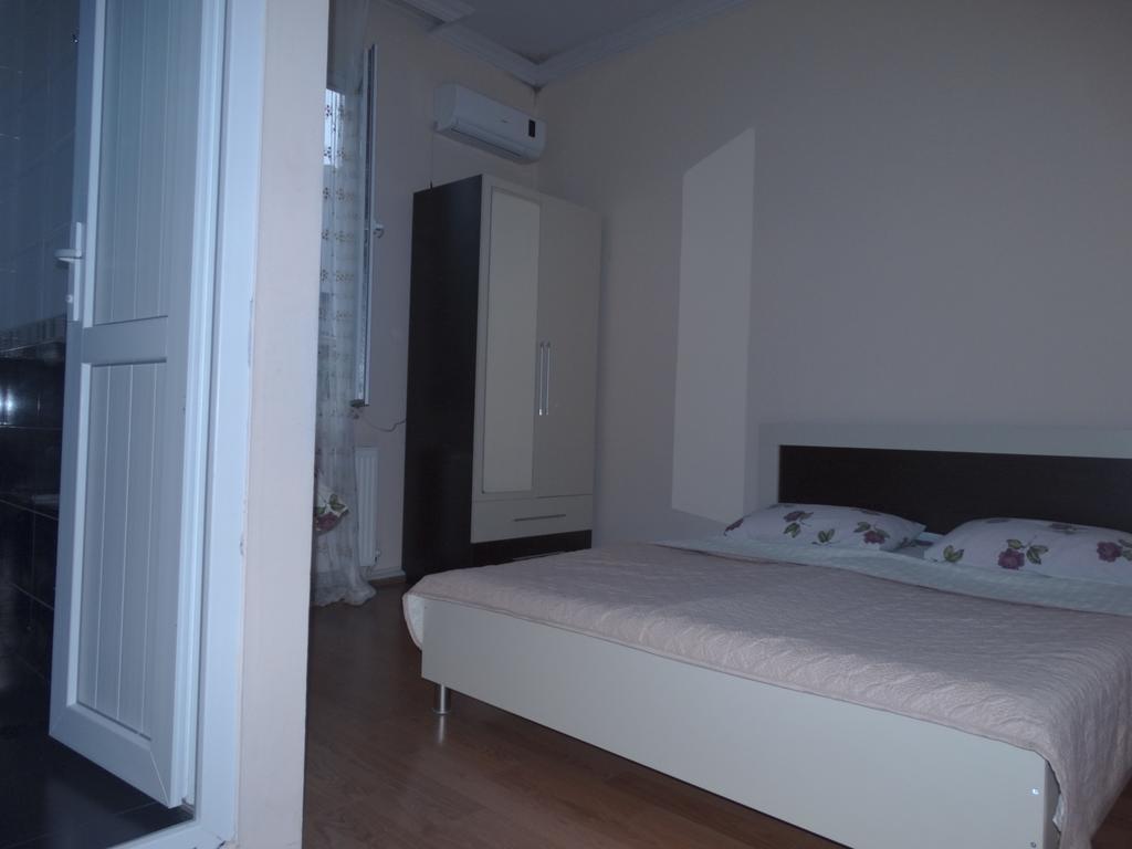 Gulnasi's Guesthouse Batumi Eksteriør billede