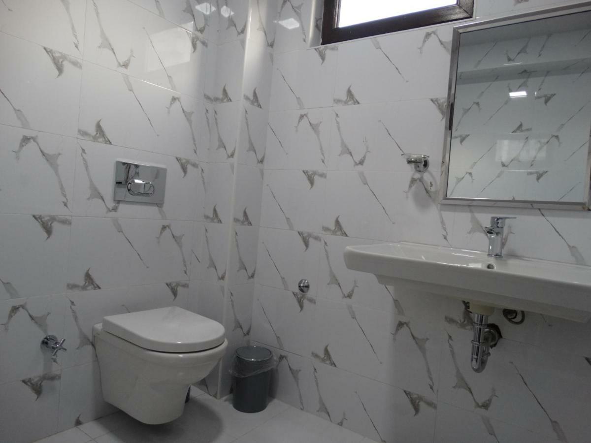 Gulnasi's Guesthouse Batumi Eksteriør billede